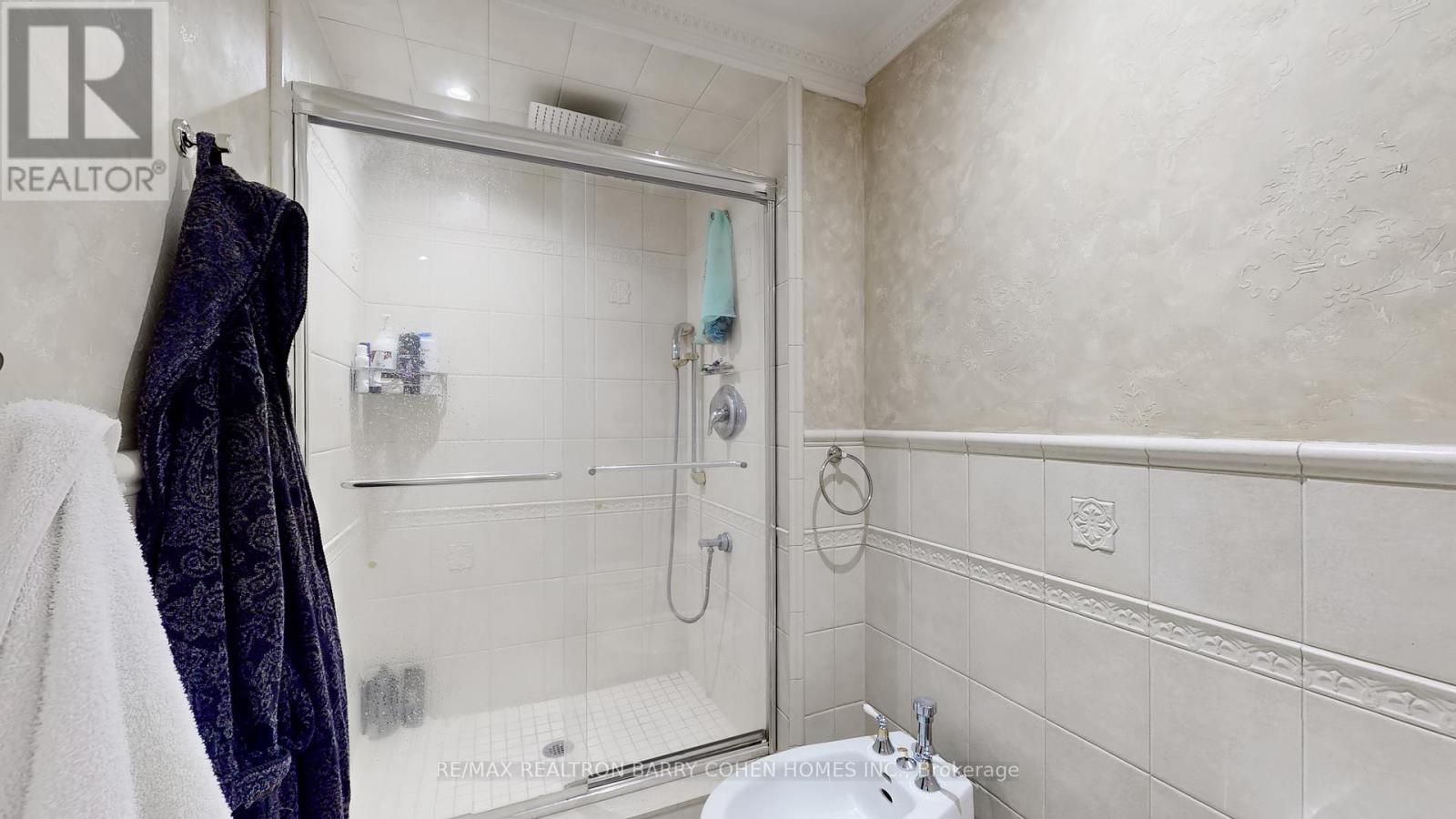 2803 - 100 Upper Madison Avenue, Toronto, Ontario  M2N 6M4 - Photo 19 - C12747276