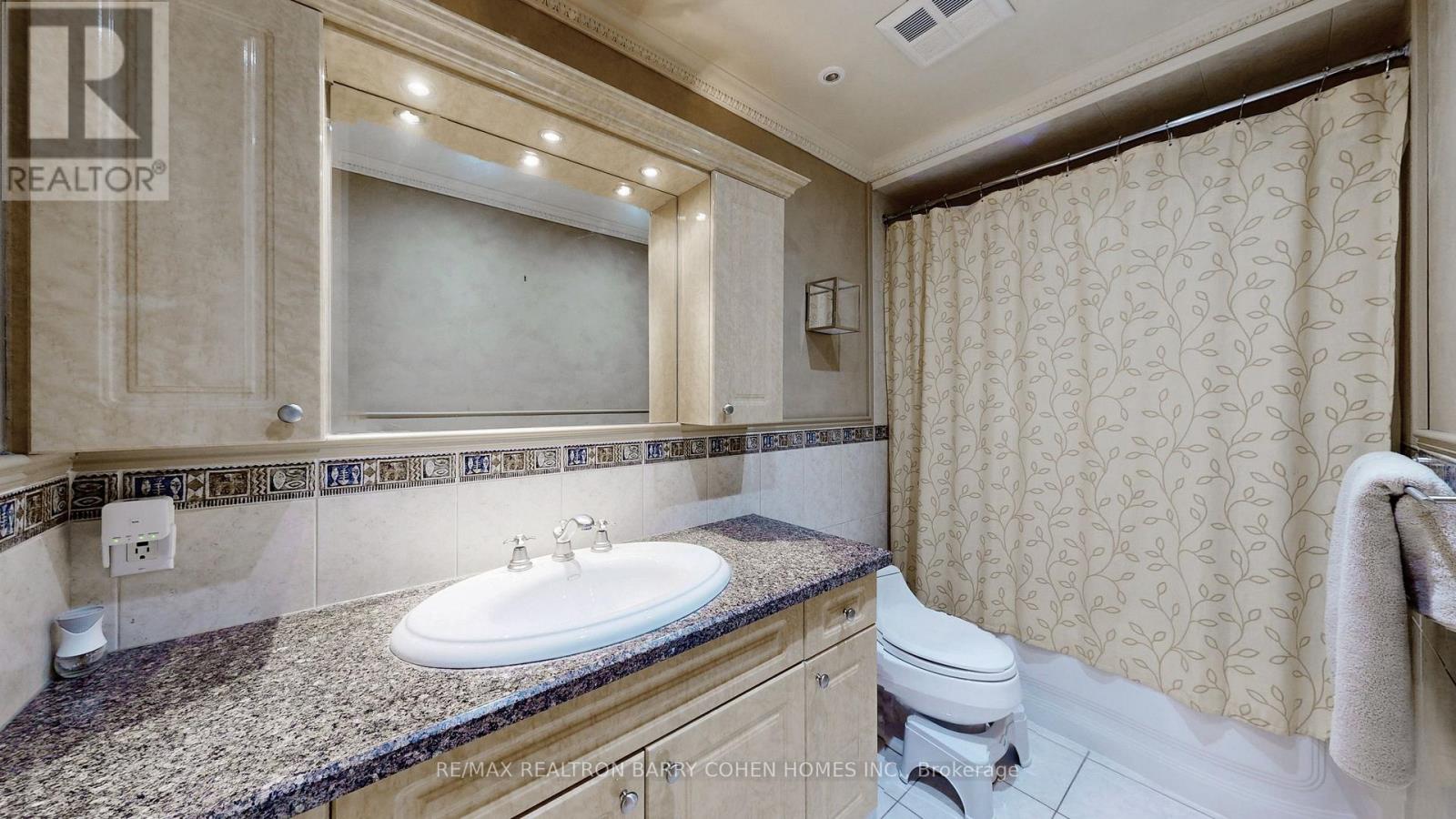 2803 - 100 Upper Madison Avenue, Toronto, Ontario  M2N 6M4 - Photo 21 - C12747276