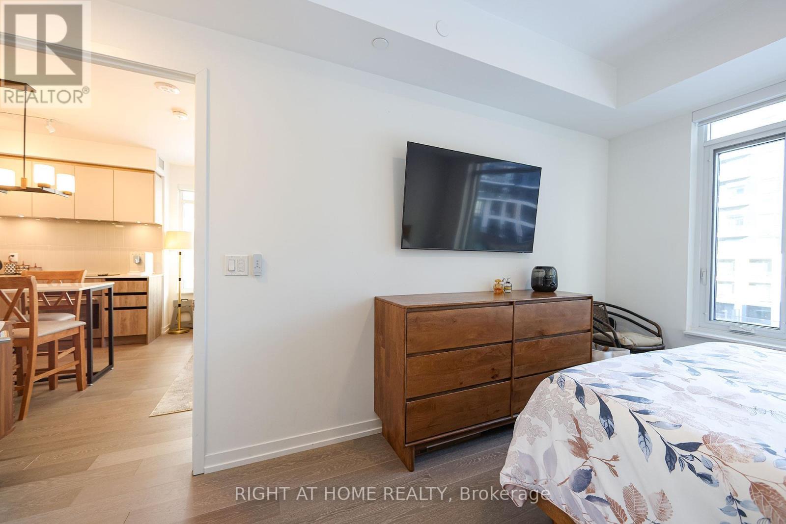 D433 - 8 Beverley Glen Boulevard, Vaughan, Ontario  L4J 7V1 - Photo 18 - N12747200