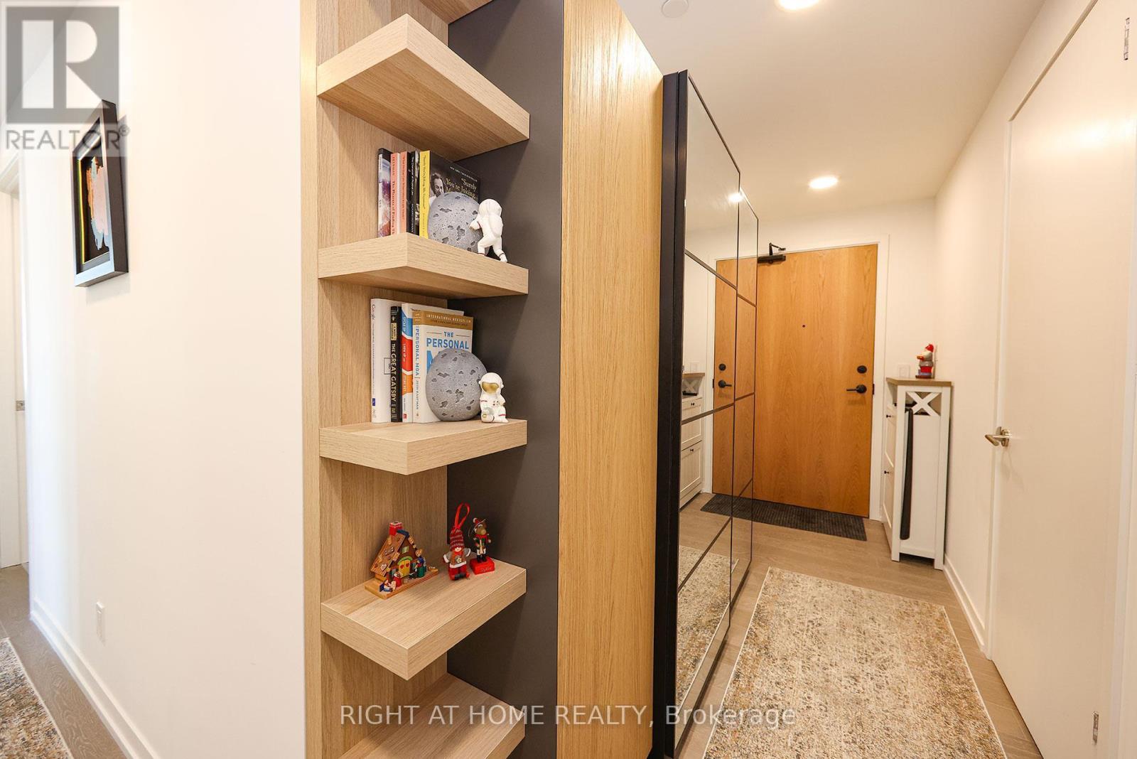 D433 - 8 Beverley Glen Boulevard, Vaughan, Ontario  L4J 7V1 - Photo 6 - N12747200