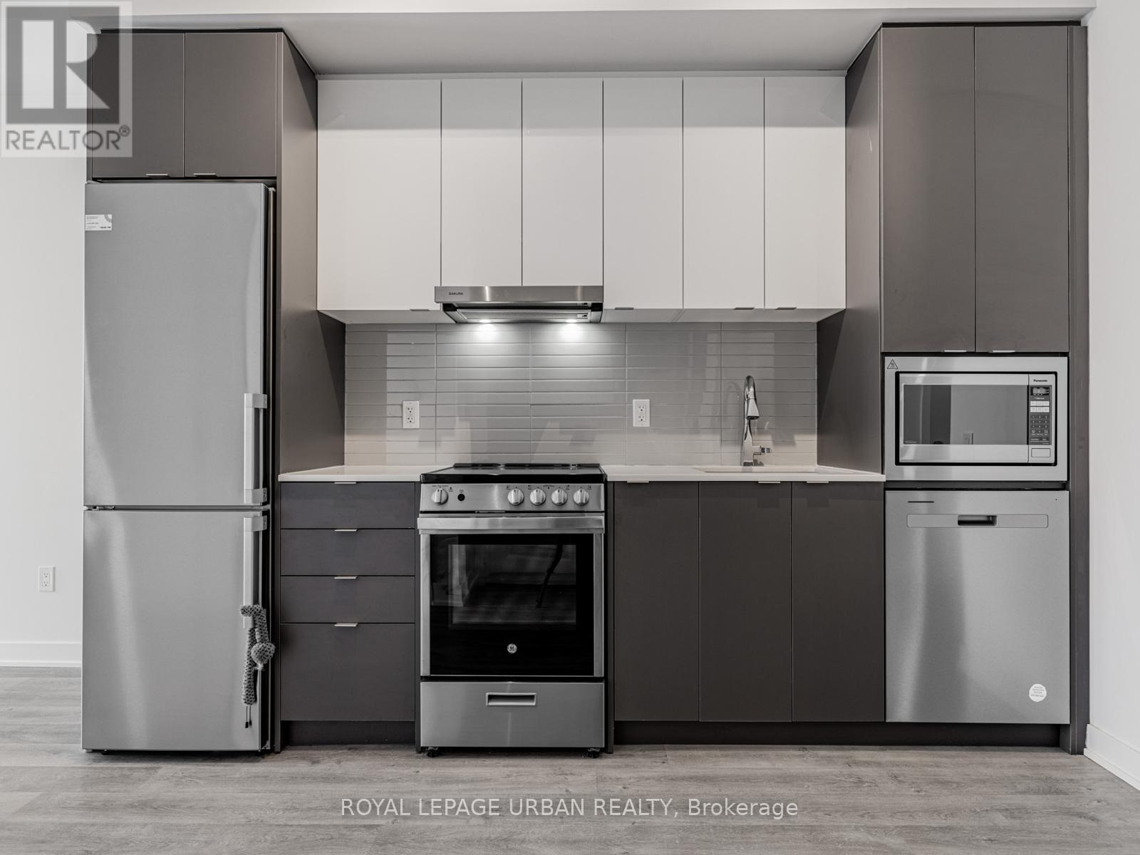 2506 - 30 Upper Mall Way, Vaughan, Ontario  L4J 0L7 - Photo 11 - N12747220