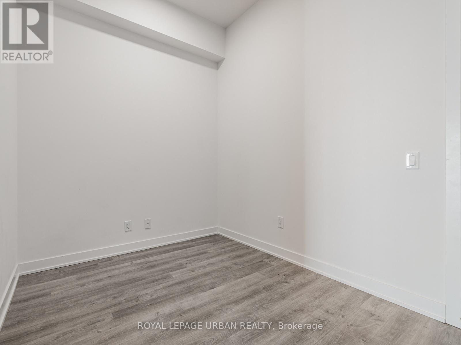 2506 - 30 Upper Mall Way, Vaughan, Ontario  L4J 0L7 - Photo 4 - N12747220