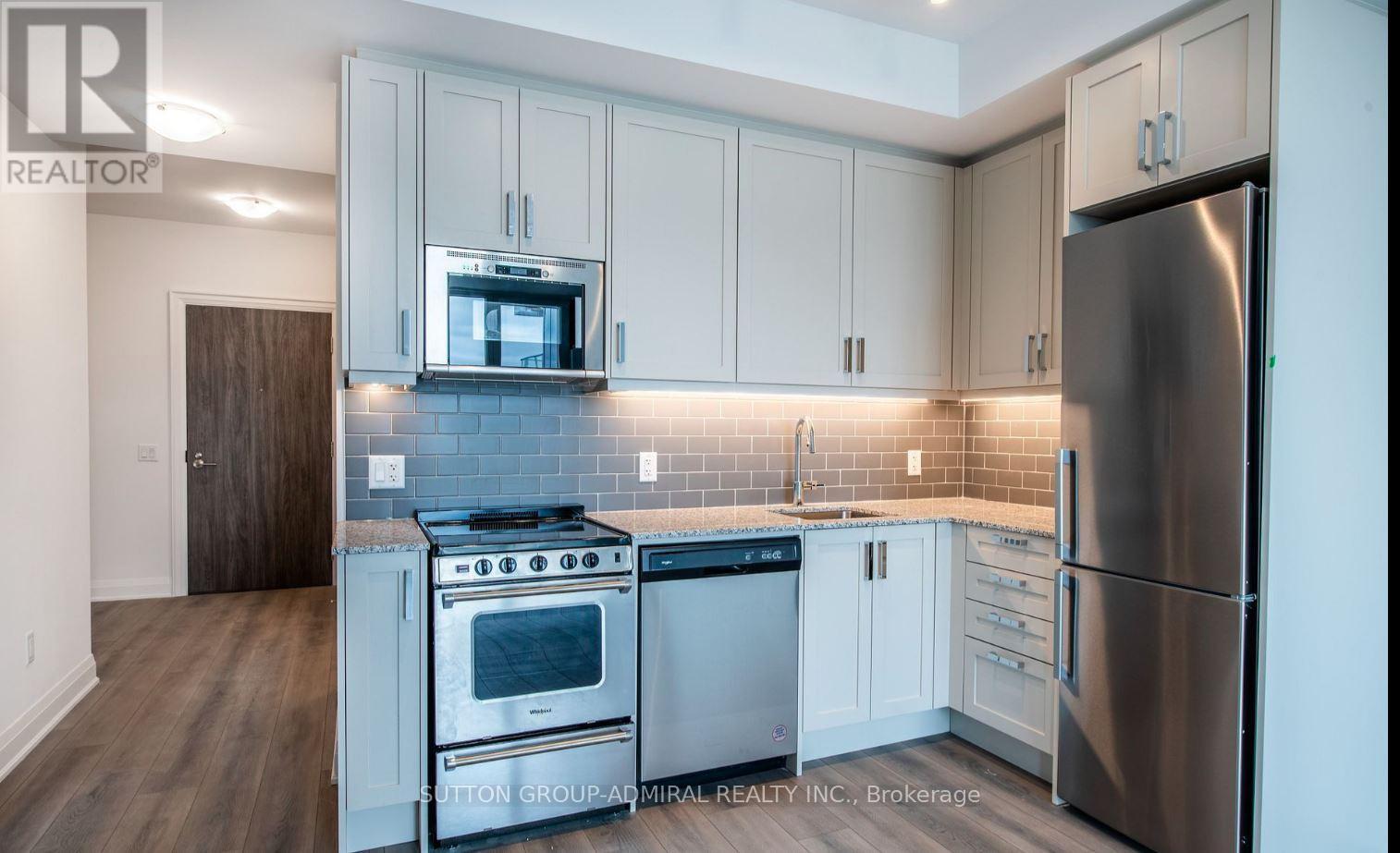 209 - 10 Gatineau Drive, Vaughan, Ontario  L4J 0L2 - Photo 5 - N12747234