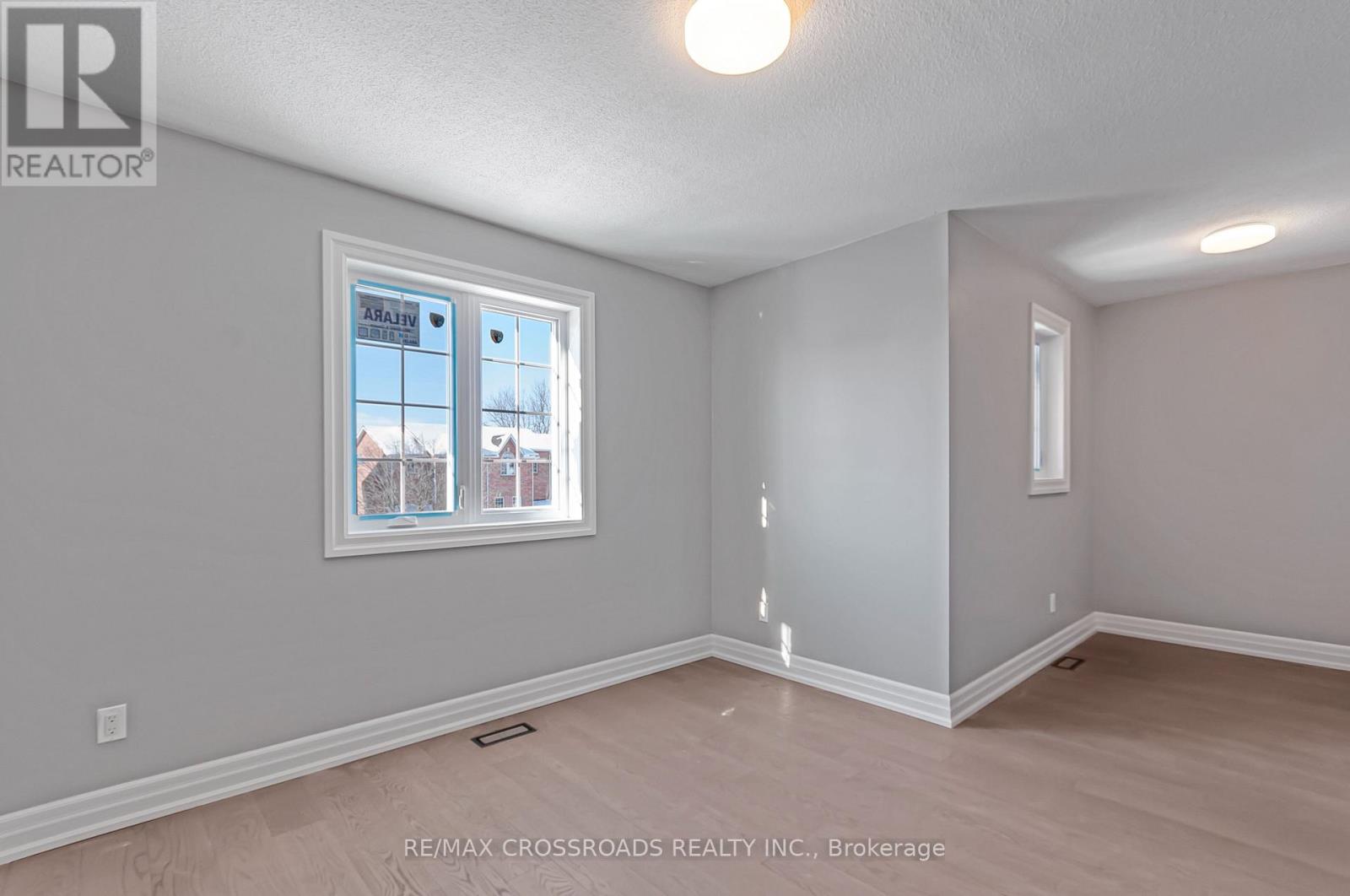 51 Hattie Court, Georgina, Ontario  L4P 3C8 - Photo 15 - N12747238