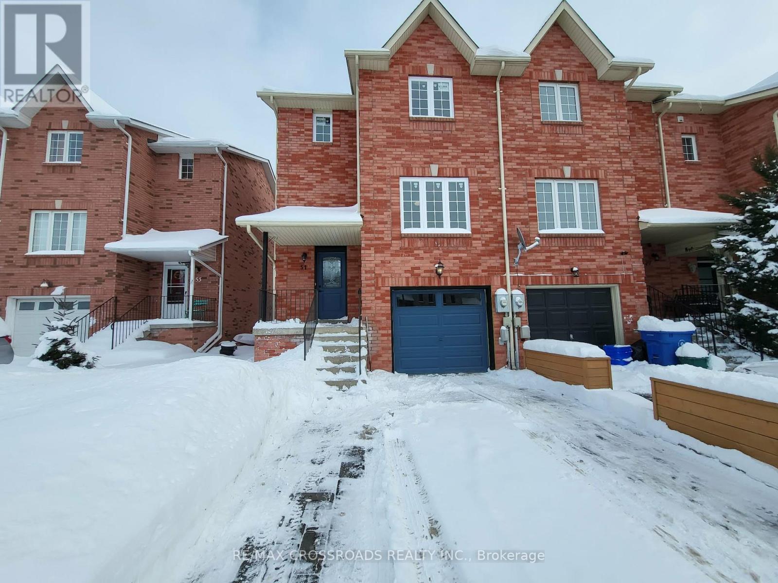 51 Hattie Court, Georgina, Ontario  L4P 3C8 - Photo 2 - N12747238