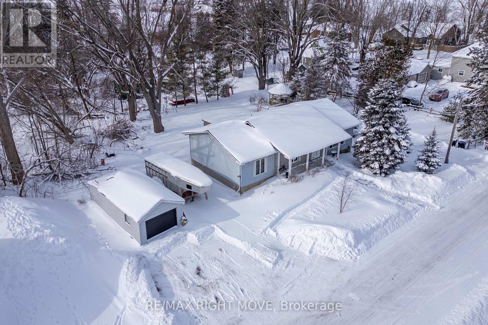 2776 Mary Street, Ramara (Brechin), Ontario  L0K 1B0 - Photo 2 - S12747280