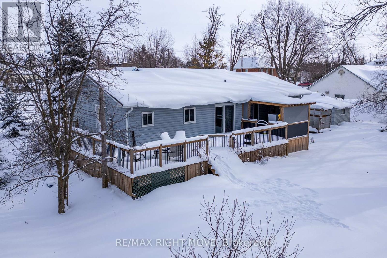 2776 Mary Street, Ramara (Brechin), Ontario  L0K 1B0 - Photo 4 - S12747280