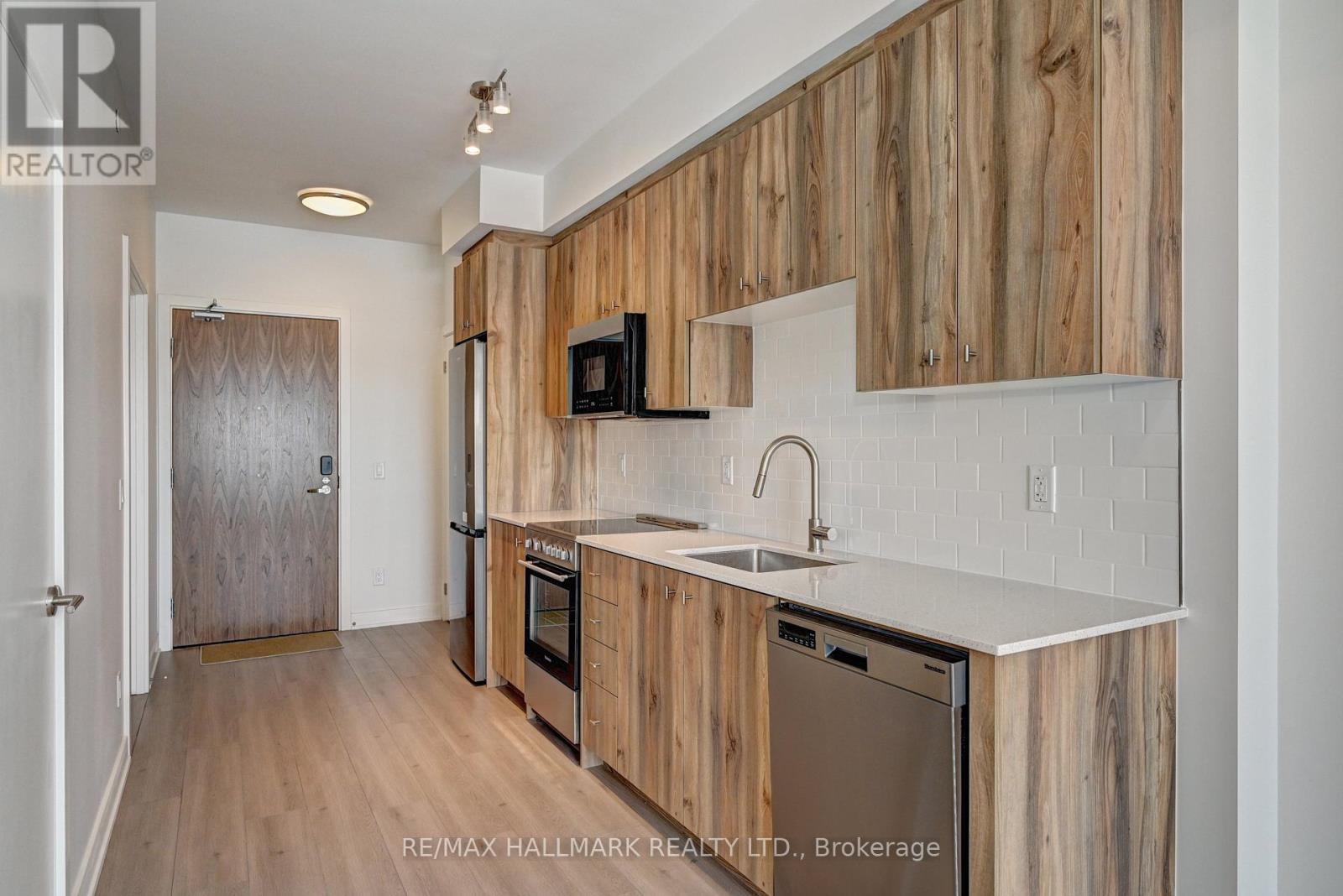 705 - 25 Wellington Street S, Kitchener, Ontario  N2G 0G5 - Photo 13 - X12747250