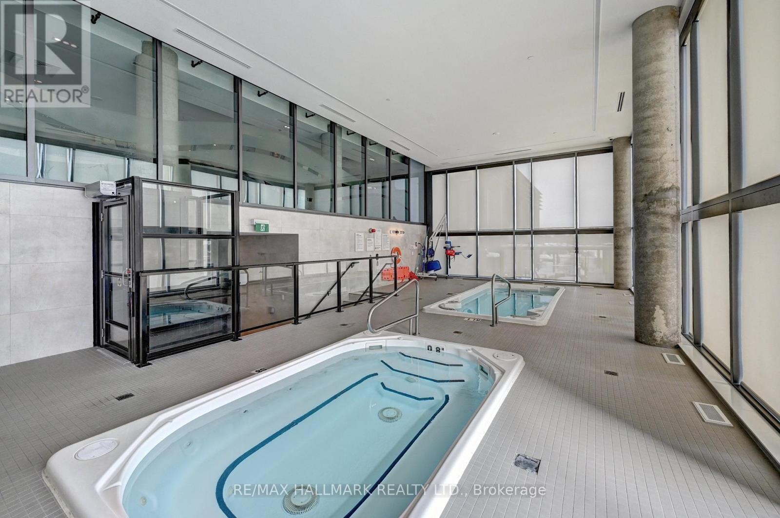 705 - 25 Wellington Street S, Kitchener, Ontario  N2G 0G5 - Photo 30 - X12747250