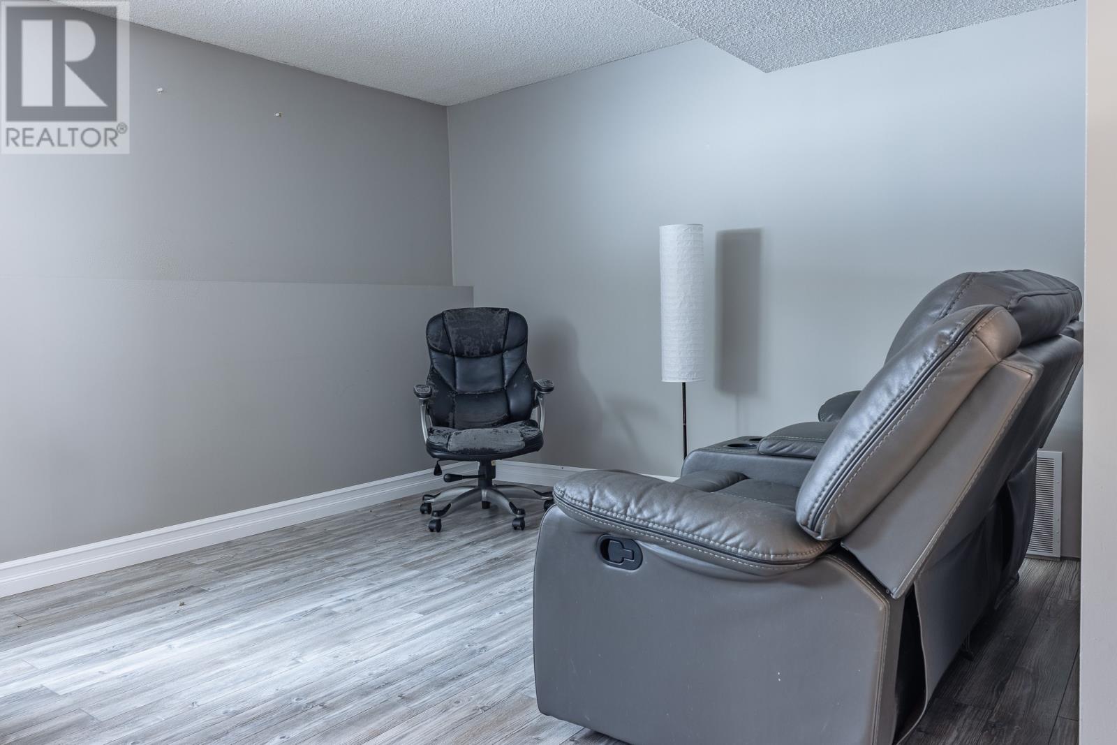 31 Earle Drive, Pasadena, Newfoundland & Labrador  A0L 1K0 - Photo 10 - 1294223