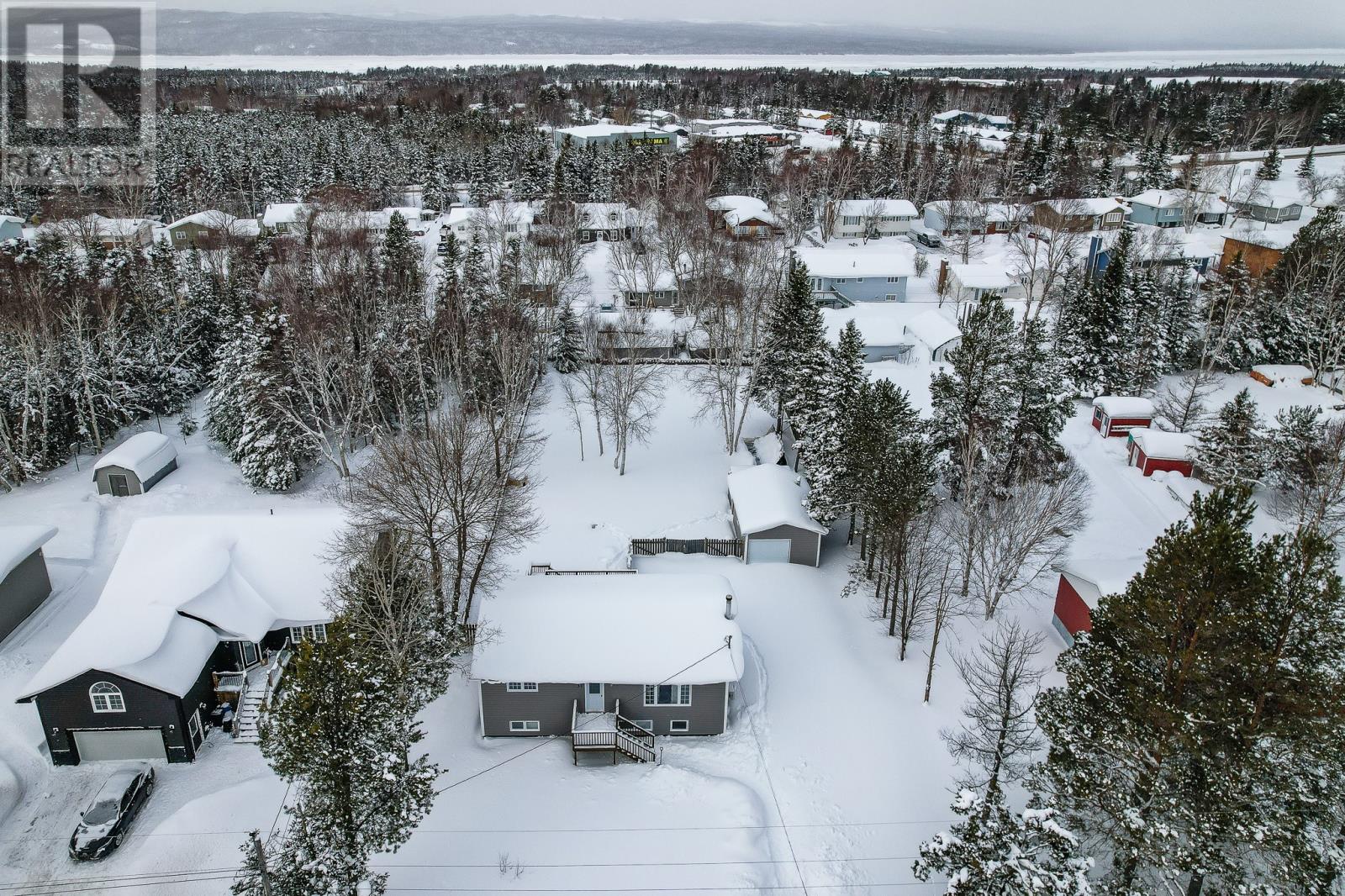 31 Earle Drive, Pasadena, Newfoundland & Labrador  A0L 1K0 - Photo 2 - 1294223