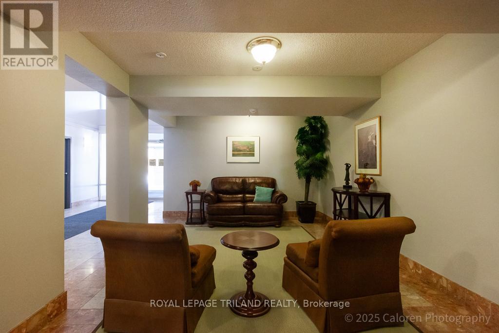 503 - 1510 Richmond Street, London North (North G), Ontario  N6G 4V2 - Photo 3 - X12747302