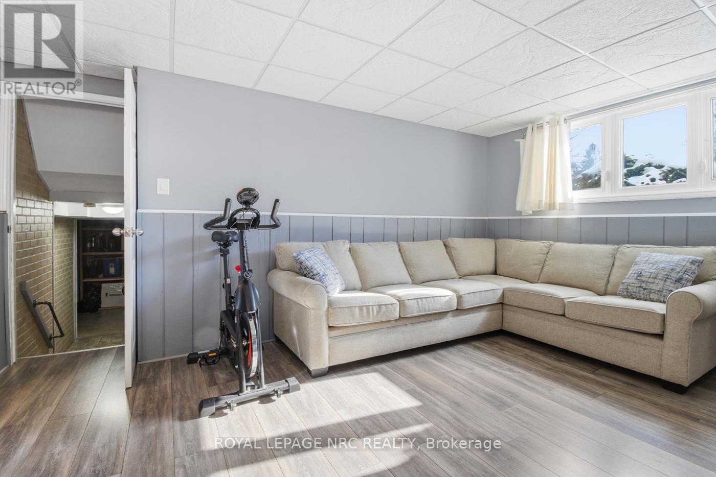 78 Page Drive, Welland (N. Welland), Ontario  L3C 6E4 - Photo 34 - X12747326