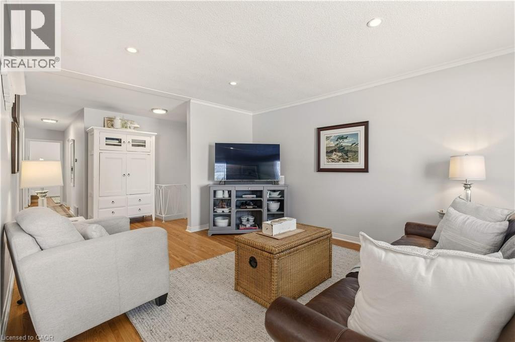 566 Lani Crescent, Burlington, Ontario  L7N 2Y4 - Photo 8 - 40801413