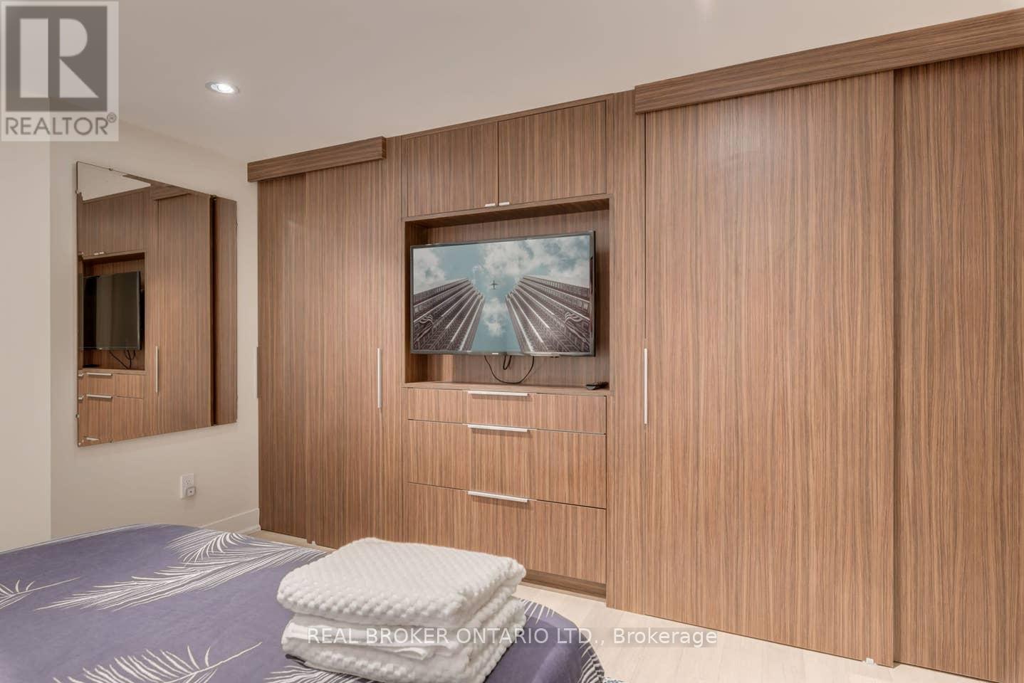 Main And Ground - 143 Harrison Street, Toronto, Ontario  M6J 2A5 - Photo 16 - C12747320