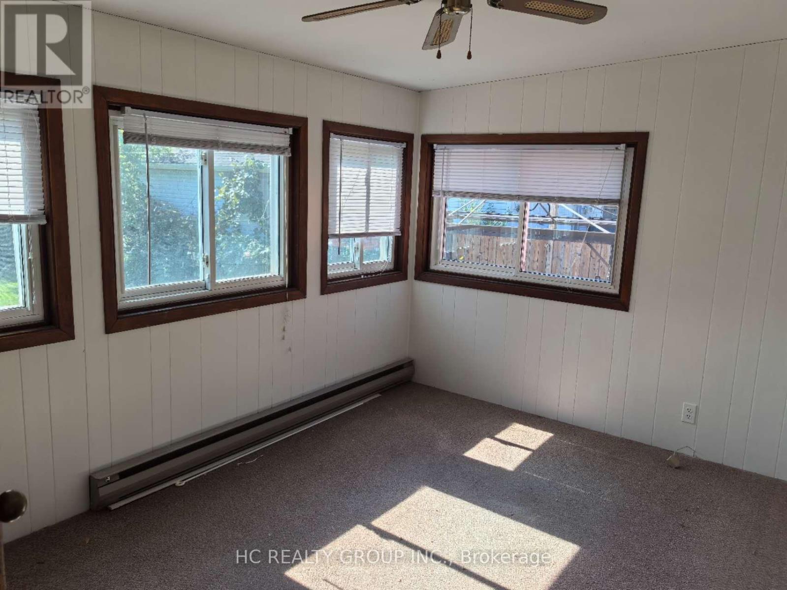 21 NORCROSS ROAD, Toronto, Ontario