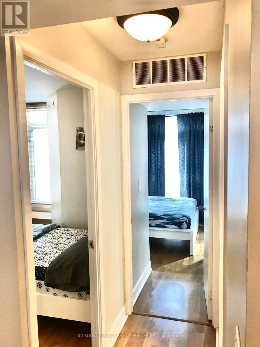 202 - 415 Jarvis Street, Toronto, Ontario  M4Y 3C1 - Photo 4 - C12747346