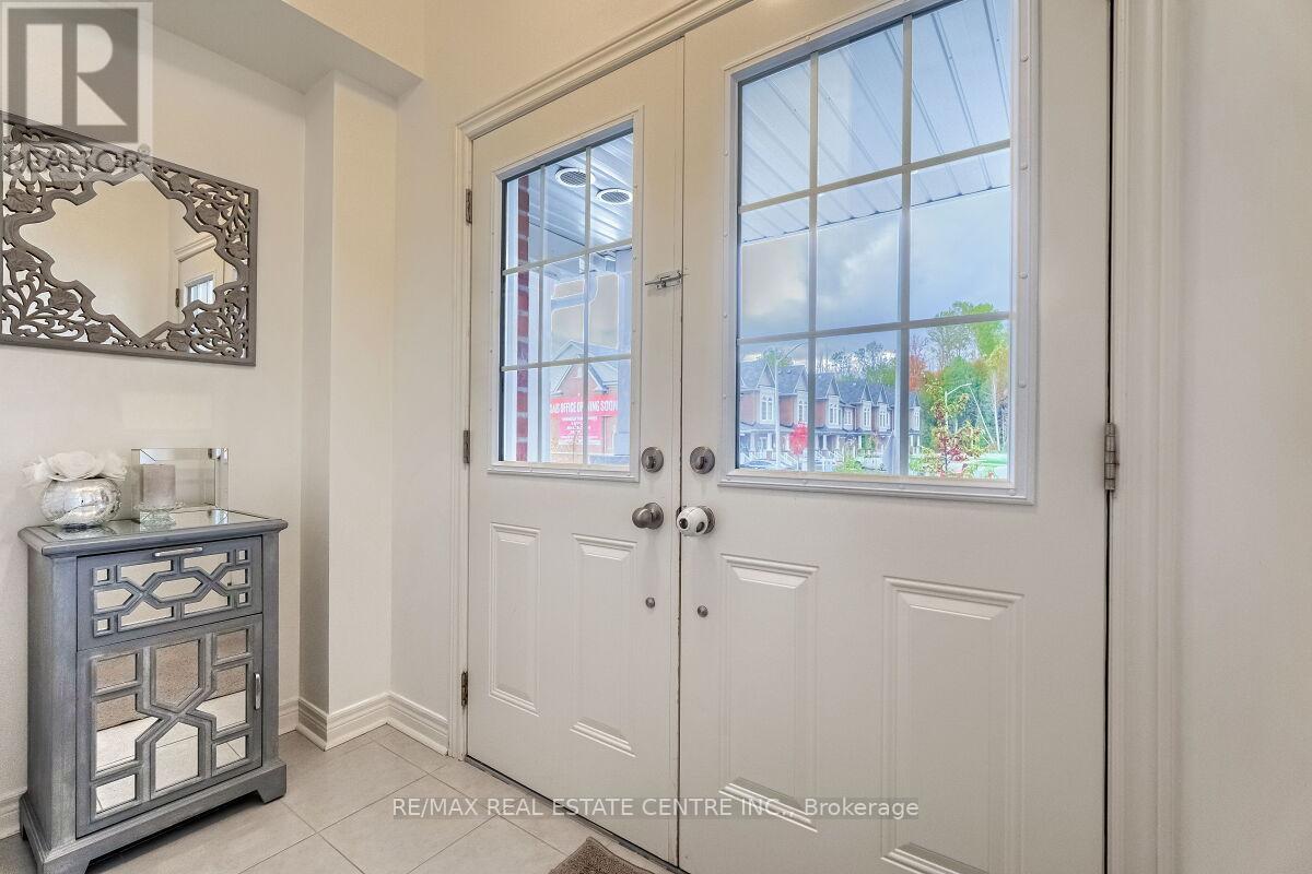 1195 Kettering Drive, Oshawa, Ontario  L1K 1A6 - Photo 4 - E12747300