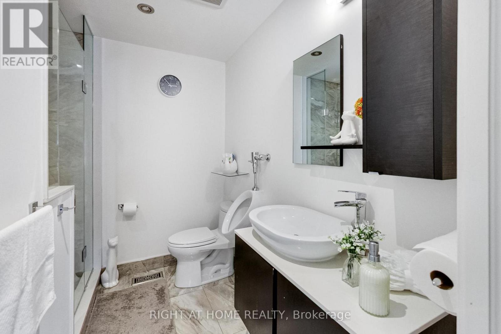 8 Suraty Avenue, Toronto, Ontario  M1P 4E1 - Photo 10 - E12747314