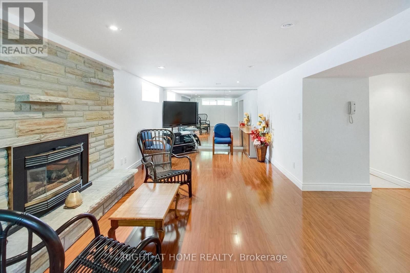 8 Suraty Avenue, Toronto, Ontario  M1P 4E1 - Photo 27 - E12747314