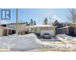 43 FIRESIDE DRIVE, Toronto, Ontario