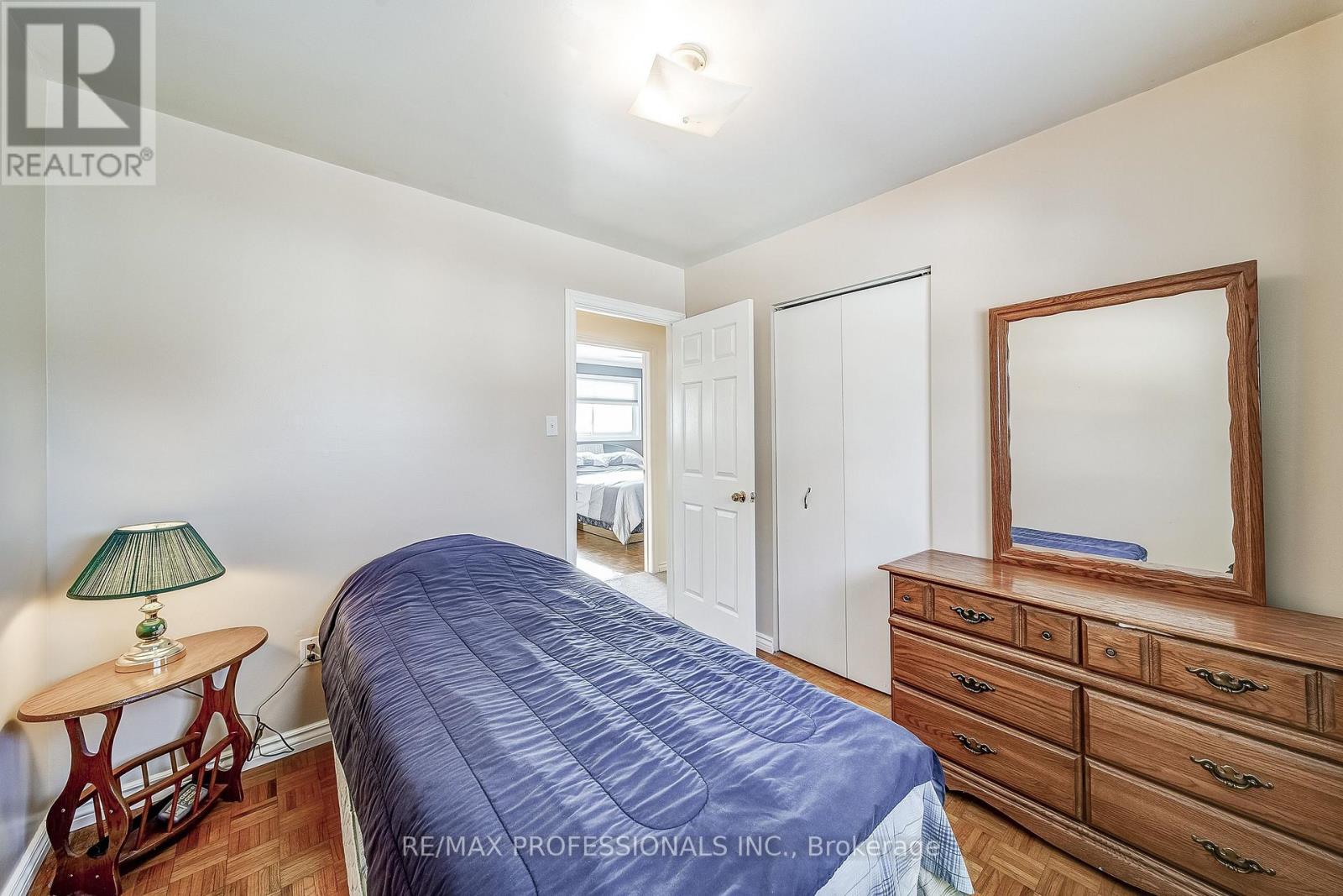 2 Agnes Street, Barrie (Wellington), Ontario  L4M 2S2 - Photo 28 - S12747296