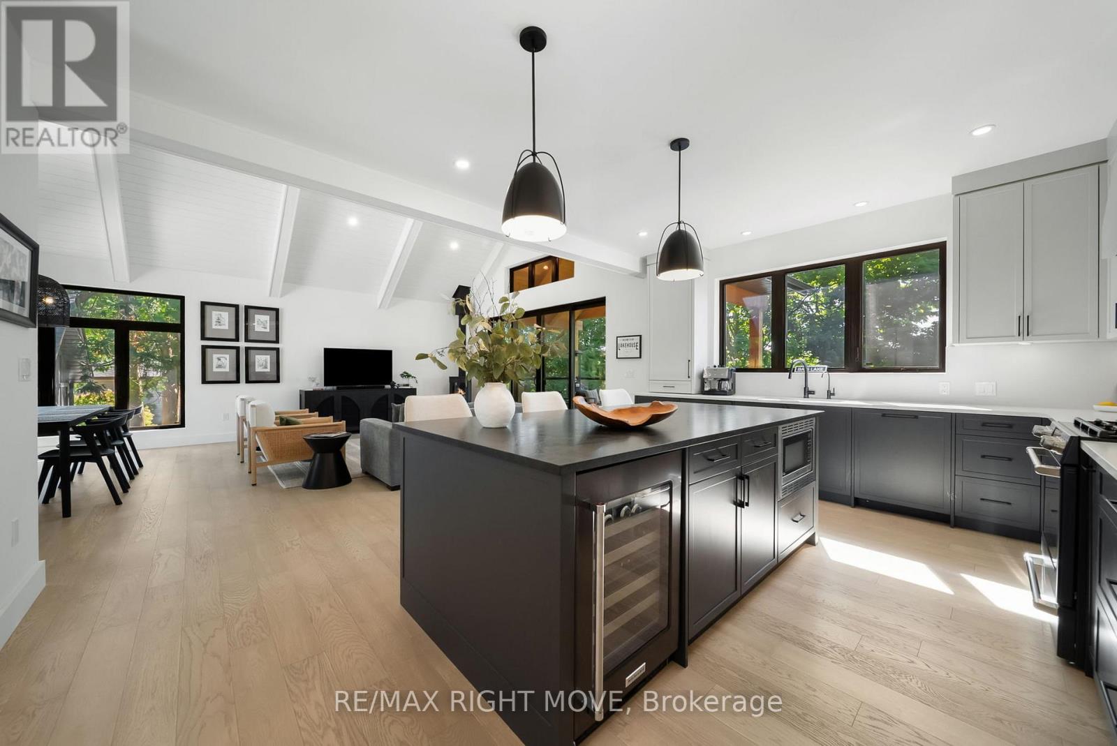 1290 A Line 15 N, Oro-Medonte, Ontario  L3V 8C6 - Photo 6 - S12747312