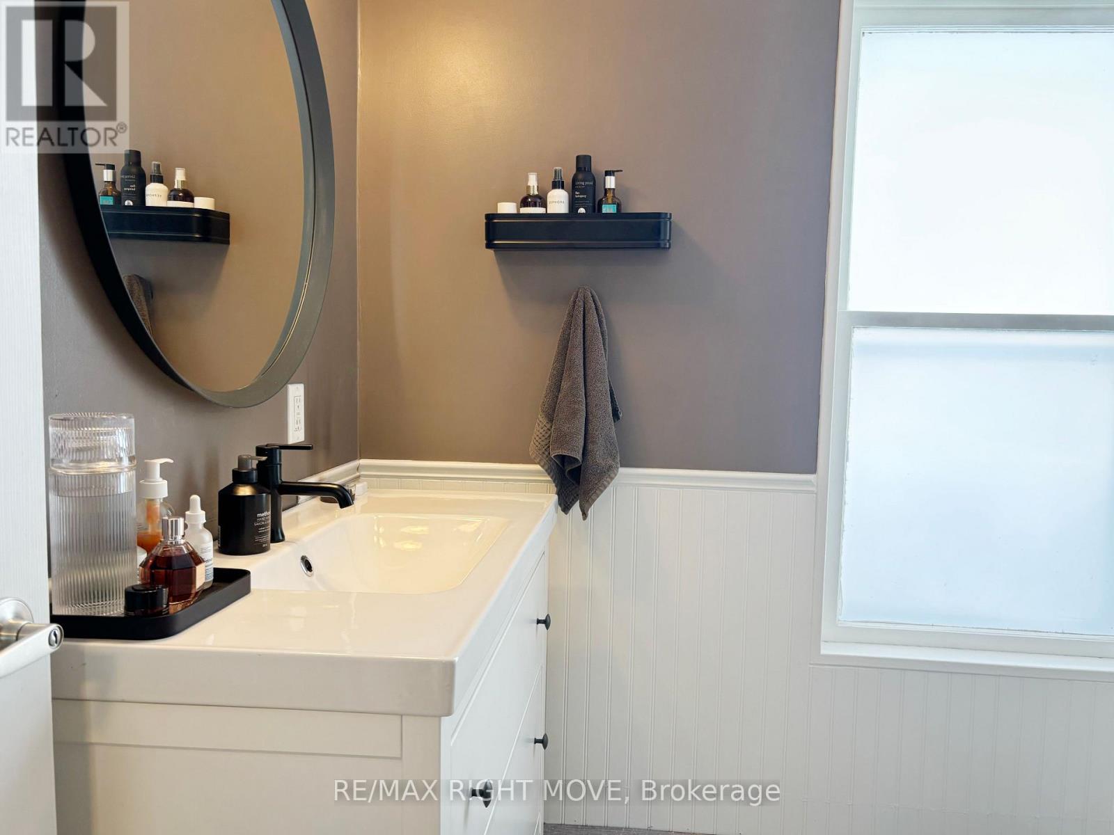 144 Cedar Street, Orillia, Ontario  L3V 2C9 - Photo 21 - S12747324