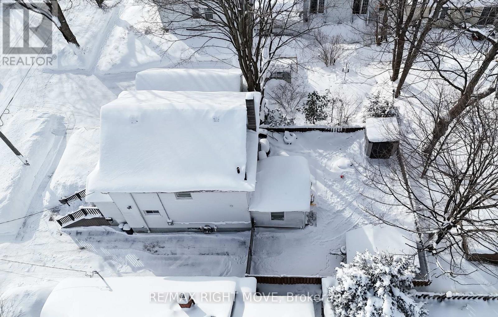 144 Cedar Street, Orillia, Ontario  L3V 2C9 - Photo 4 - S12747324