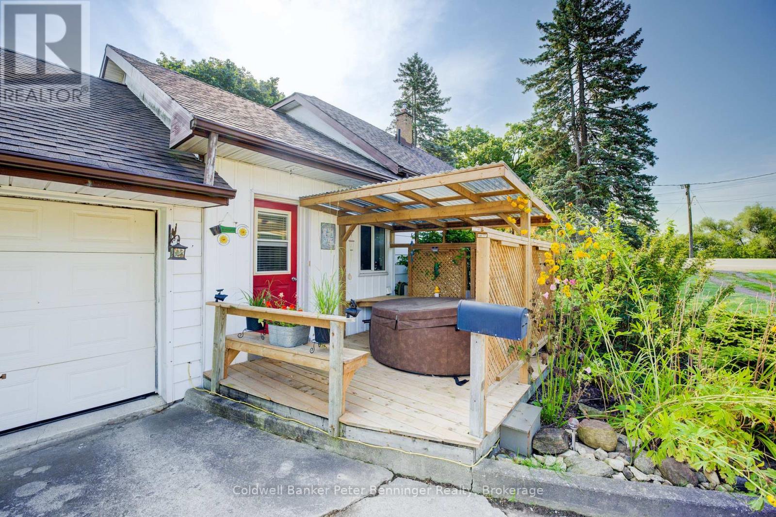 1081 Harriston Road, Howick, Ontario  N0G 2X0 - Photo 21 - X12334608