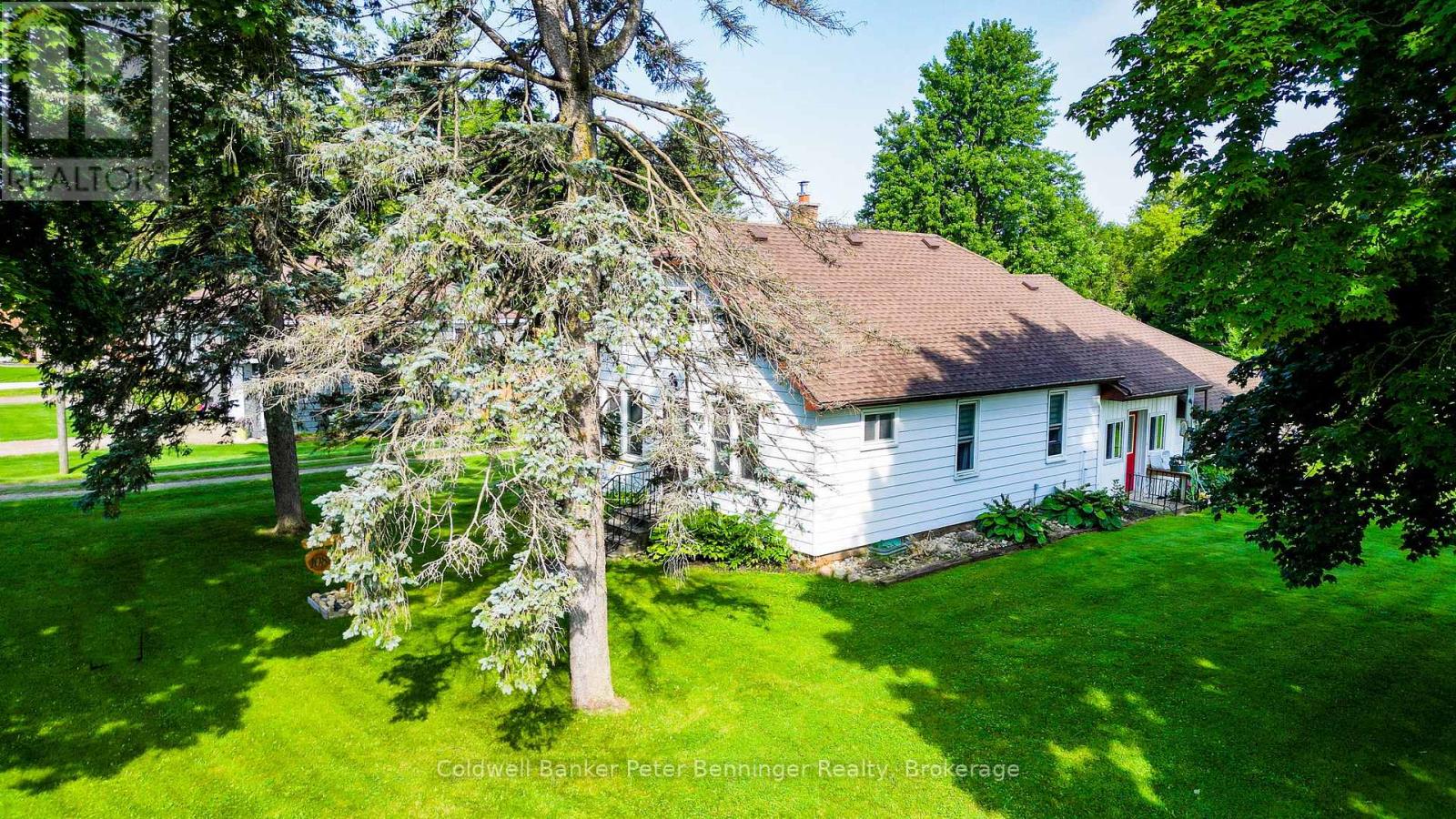 1081 Harriston Road, Howick, Ontario  N0G 2X0 - Photo 48 - X12334608
