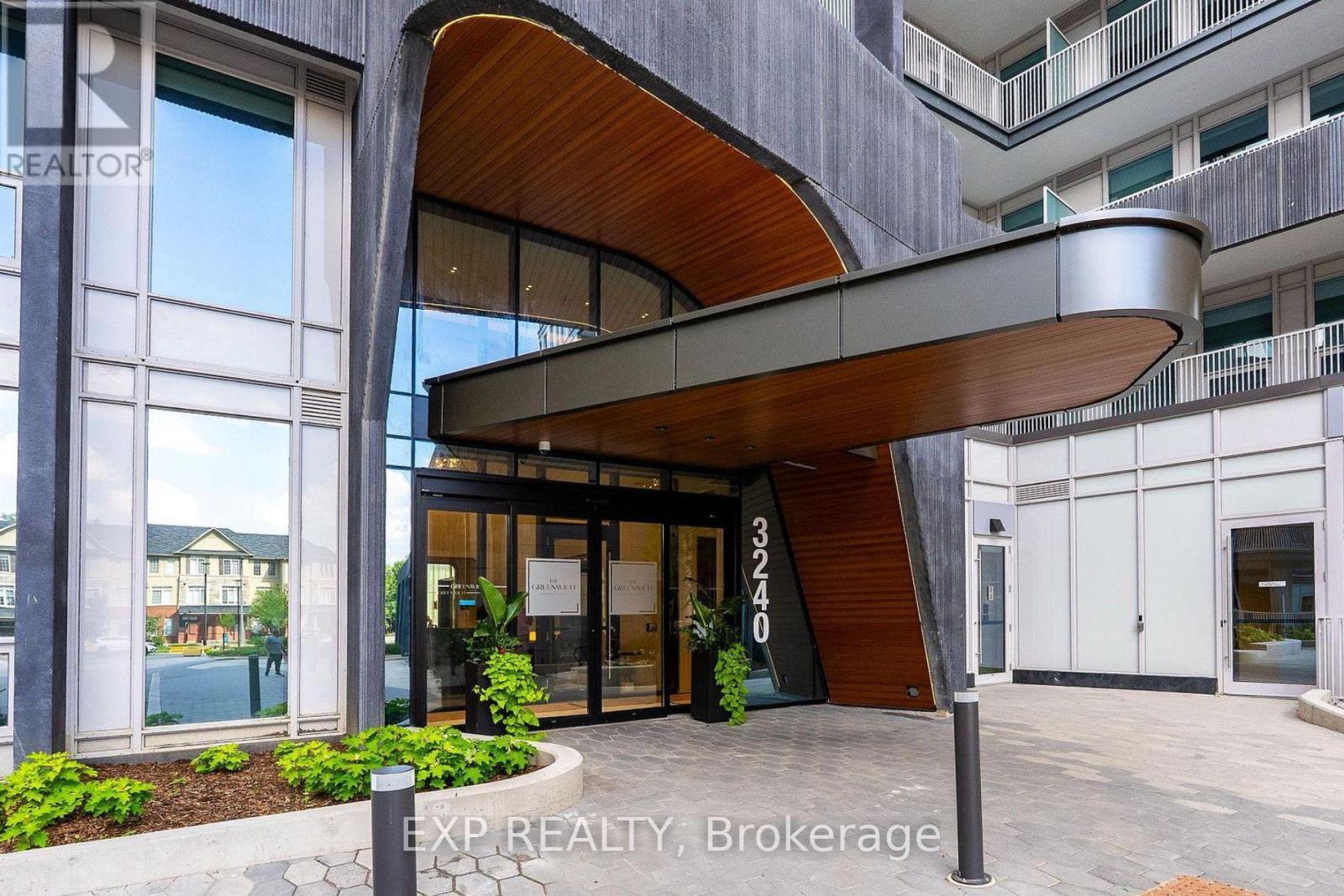 514 - 3240 William Coltson Avenue, Oakville, Ontario  L6H 7C2 - Photo 3 - W12747318