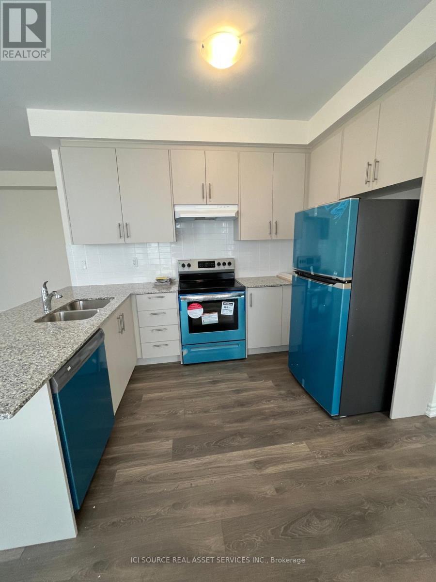 55 - 70 Knotsberry Circle, Brampton, Ontario  L6Y 6G1 - Photo 4 - W12747330