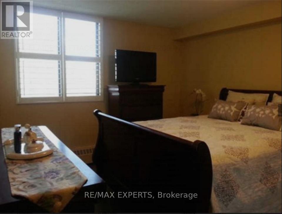804 - 2542 Argyle Road, Mississauga (Cooksville), Ontario  L4B 2H5 - Photo 6 - W12747336