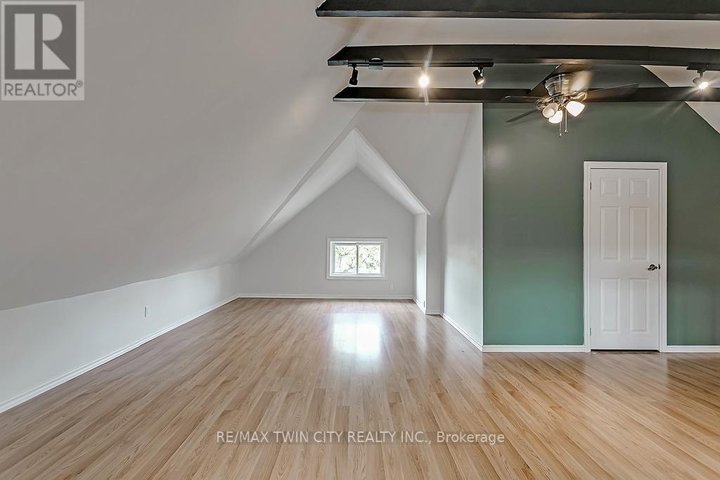 Upper - 153 Drummond Street, Brantford, Ontario  N3S 6A4 - Photo 20 - X12747298