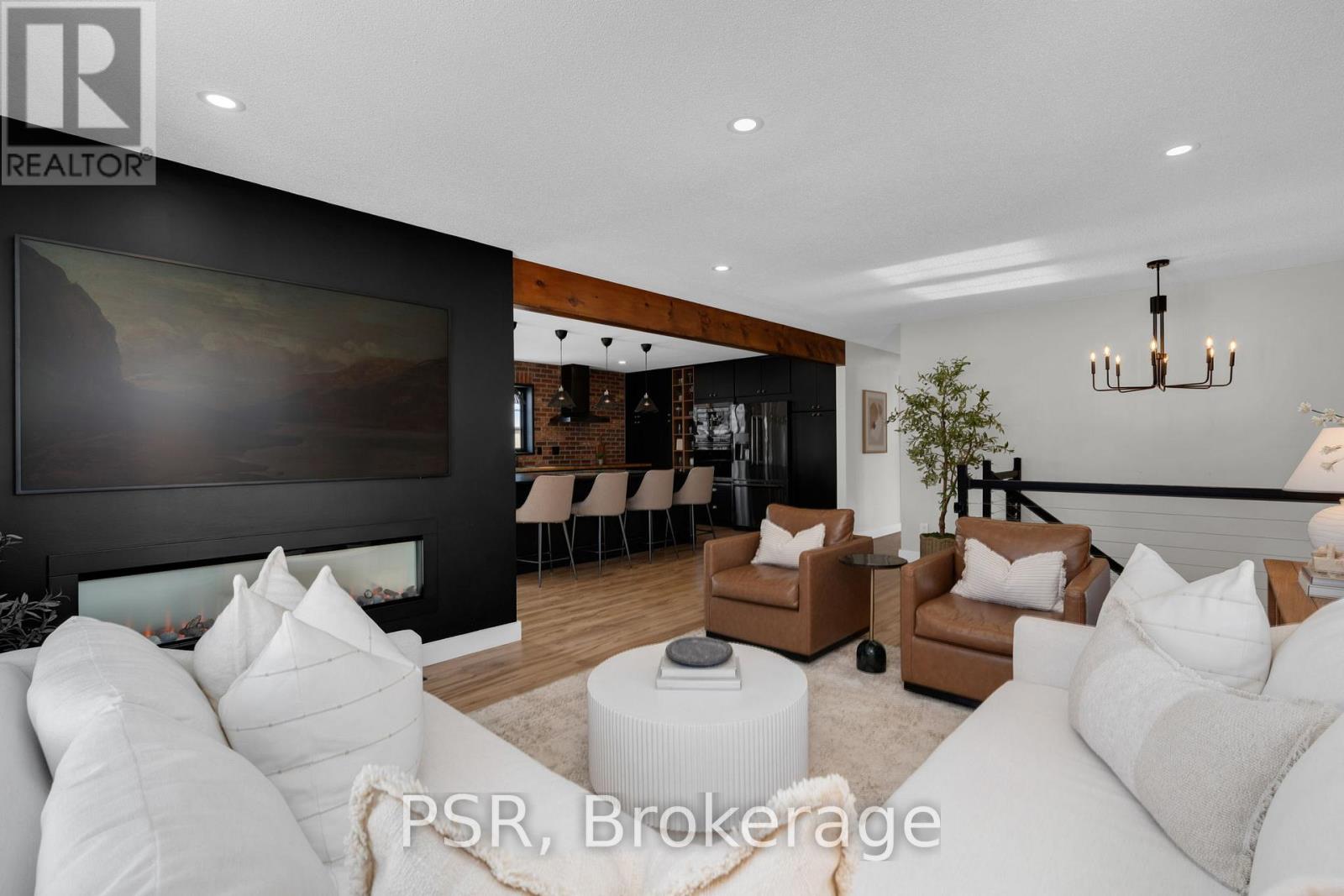 4 Centennial Avenue, Springwater (Elmvale), Ontario  L0L 1P0 - Photo 17 - S12747410