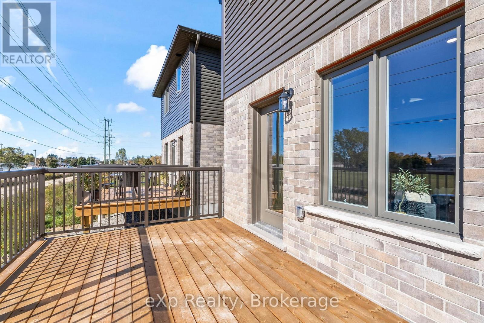 544 Newfoundland Street, Wellington North, Ontario N0G 2L2 - Photo 19 - X12747390