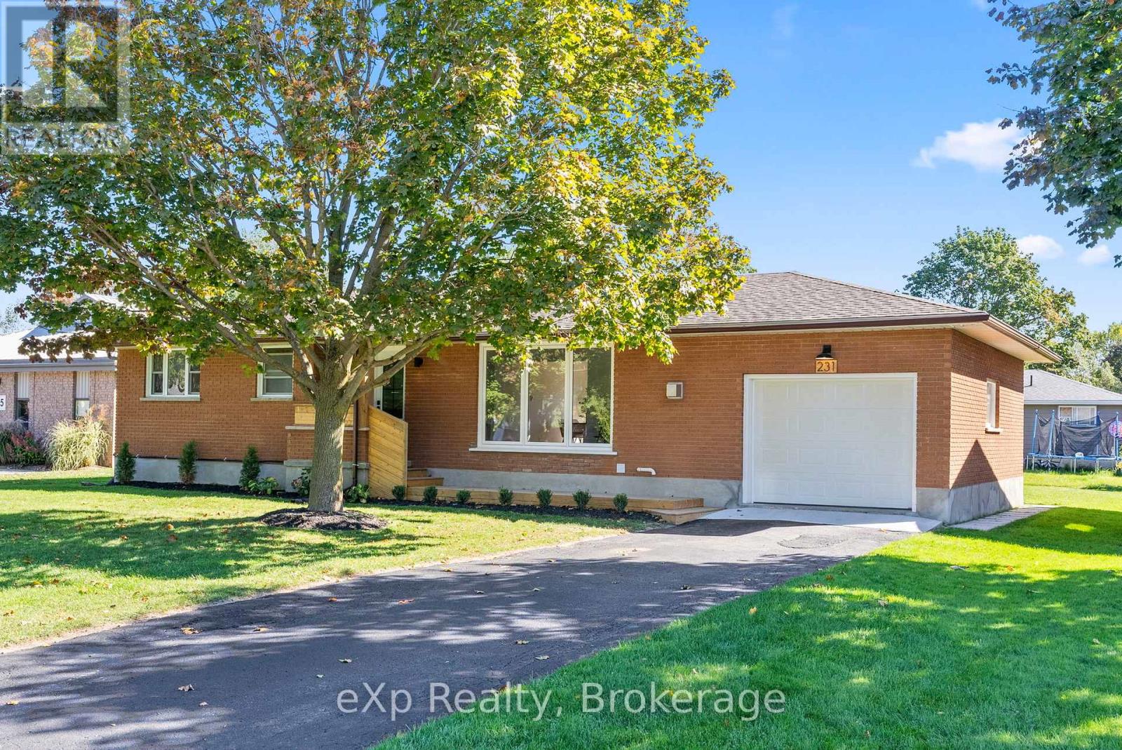 231 St. George Street, West Perth, Ontario  N0K 1N0 - Photo 3 - X12747404