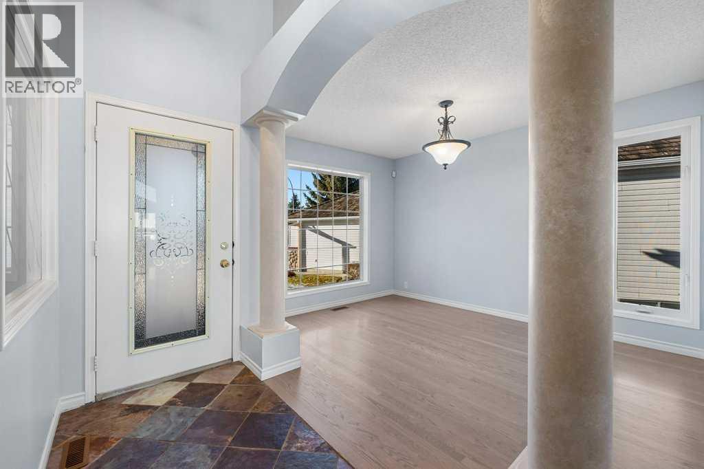 58 Chaparral Close Se, Calgary, Alberta  T2X 3L7 - Photo 2 - A2282004