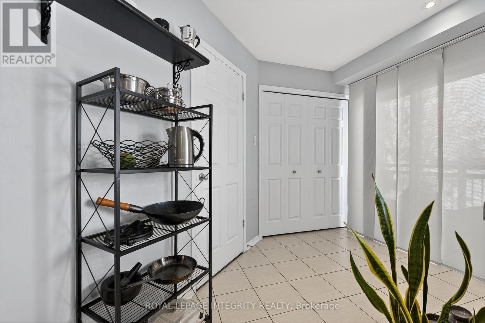 360 Galston Private, Ottawa, Ontario  K1W 0G3 - Photo 14 - X12747382