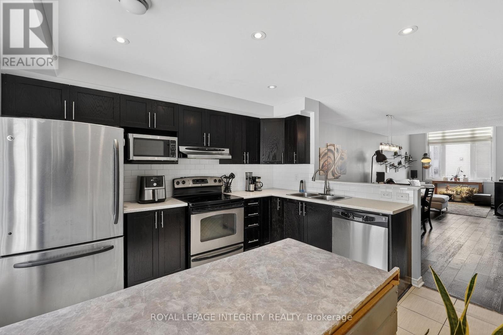 360 Galston Private, Ottawa, Ontario  K1W 0G3 - Photo 21 - X12747382