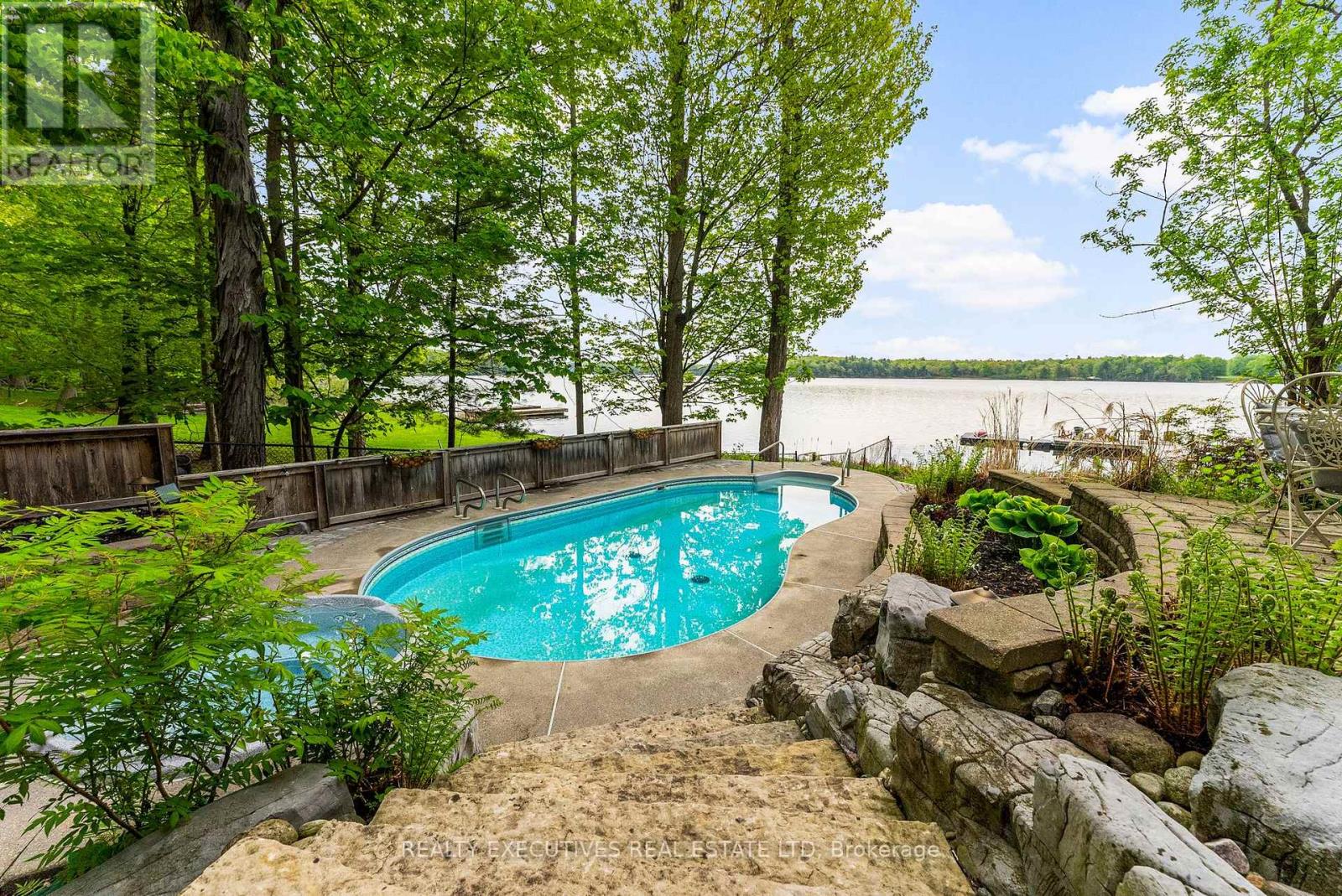 106 Black Snake Lane N, Frontenac Islands (The Islands), Ontario  K0E 1L0 - Photo 17 - X12747402