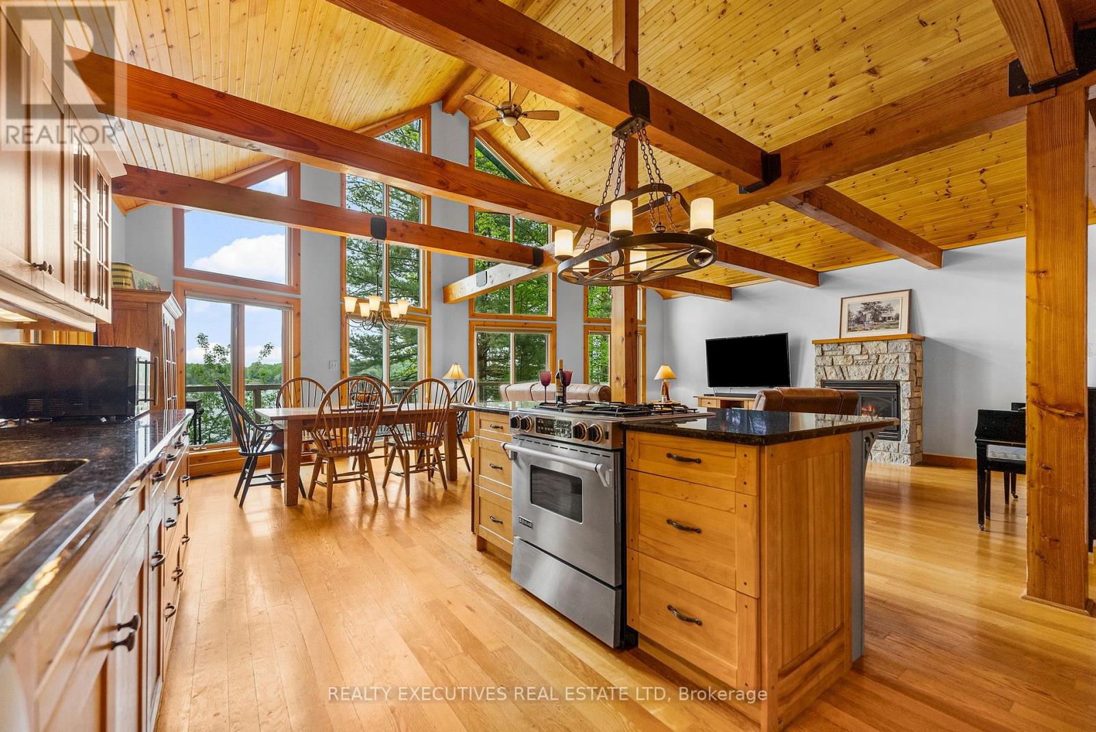 106 Black Snake Lane N, Frontenac Islands (The Islands), Ontario  K0E 1L0 - Photo 27 - X12747402