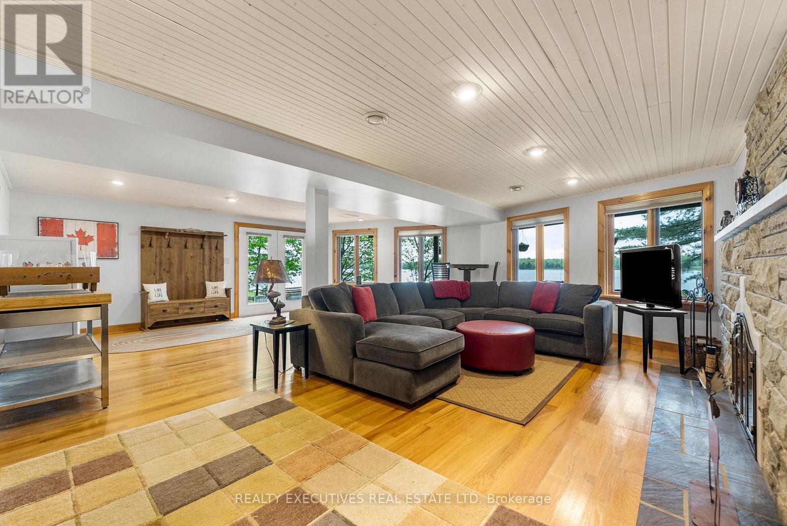 106 Black Snake Lane N, Frontenac Islands (The Islands), Ontario  K0E 1L0 - Photo 40 - X12747402