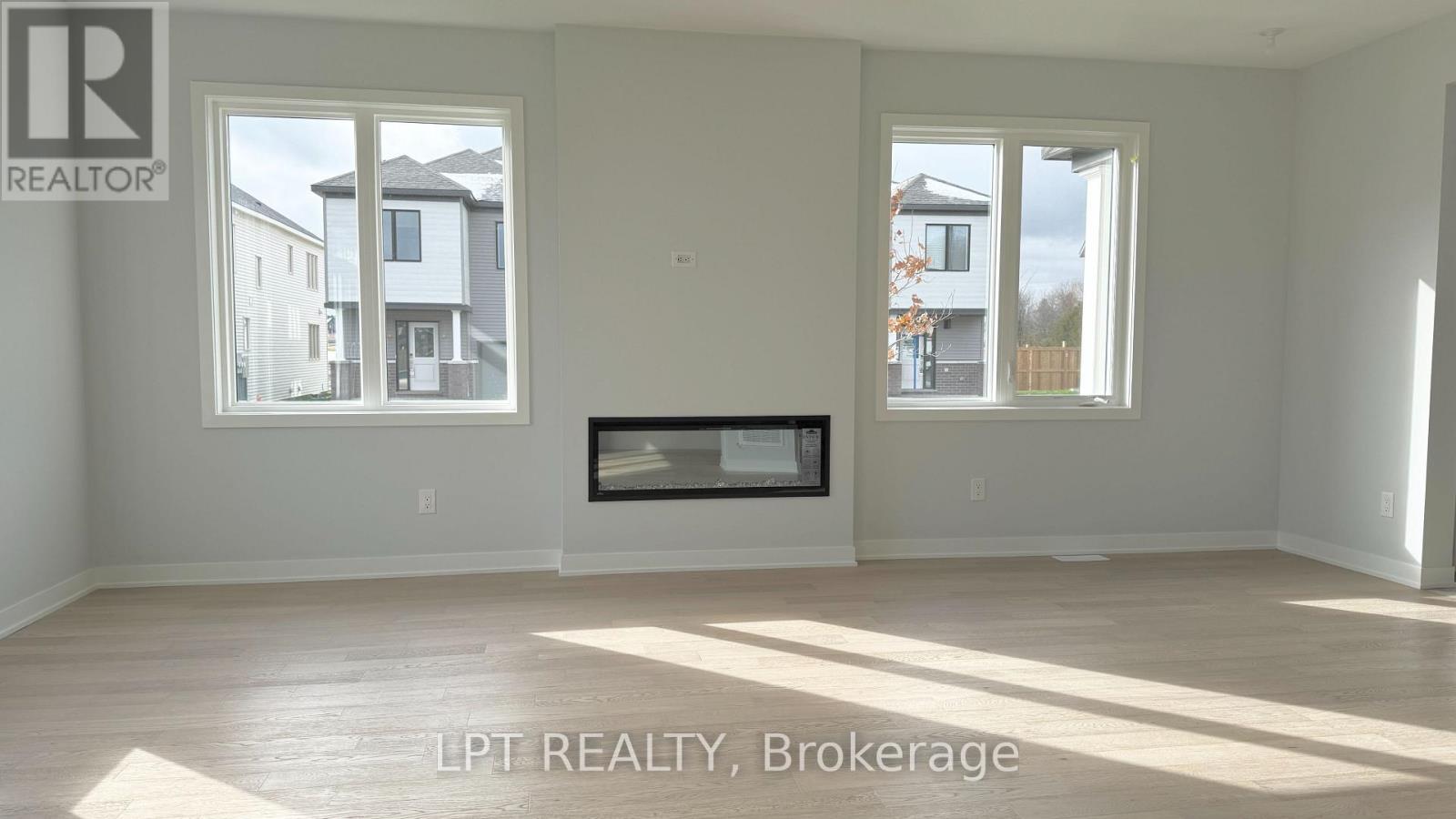 122 Tonic Crescent, Ottawa, Ontario  K2K 1X7 - Photo 16 - X12529612