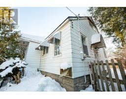 63 HIGHVIEW AVENUE, Toronto, Ontario