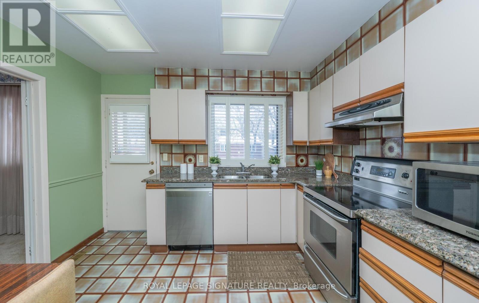 32 Sheldonbury Crescent, Toronto, Ontario  M1W 1K9 - Photo 15 - E12747420