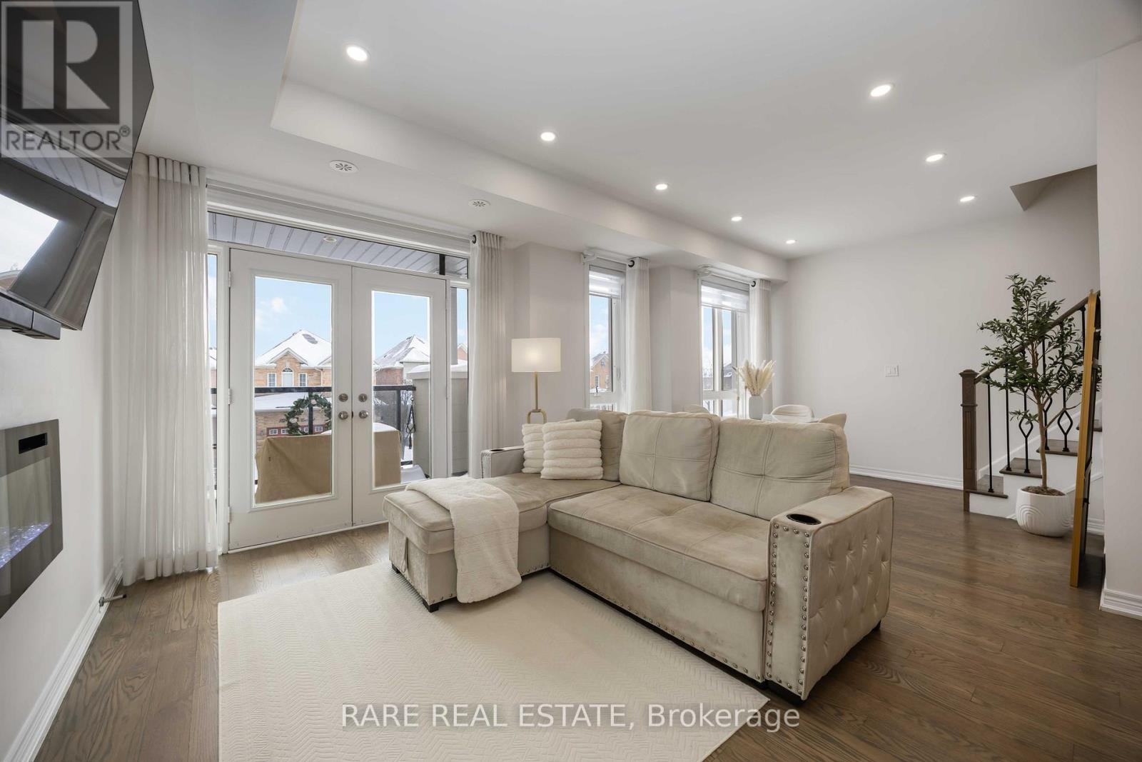 8 - 105 Kayla Crescent, Vaughan, Ontario  L6A 4W3 - Photo 12 - N12747392