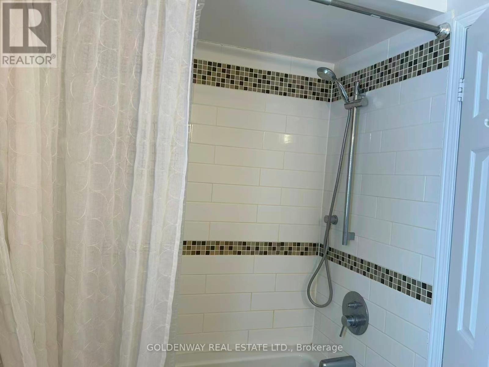 Room1 - 72 Attridge Drive, Aurora, Ontario  L4G 6J4 - Photo 7 - N12747418