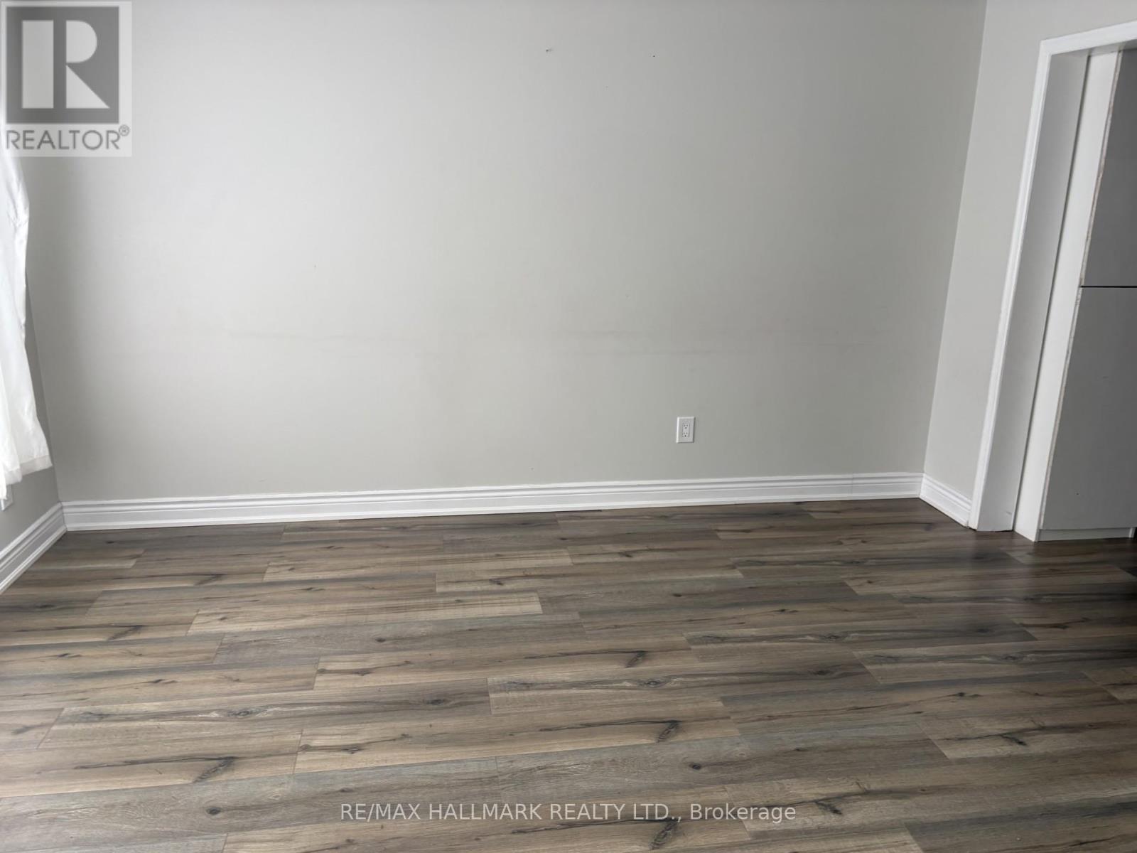 7 Grenadier Road, Brampton, Ontario  L6S 1T5 - Photo 9 - W12747406